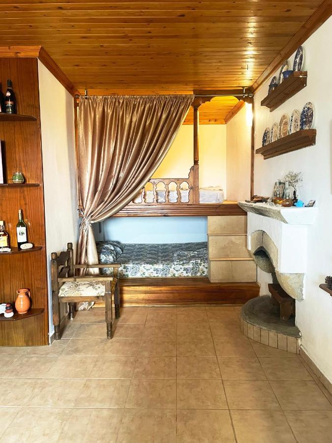 Tetrapolis cottage Arkasa Esterno foto